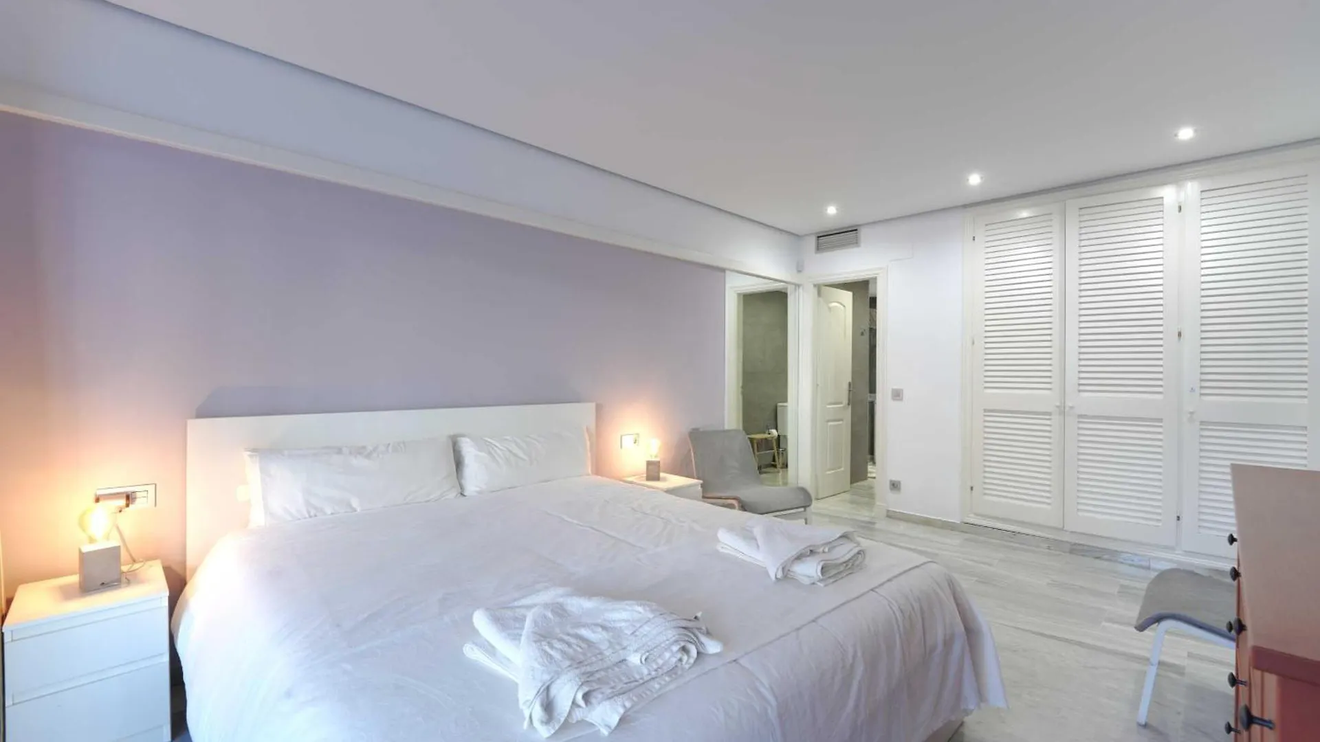 2033 Modern 3 Bed Large Terrace With Sun Loungers Apartment Marbella