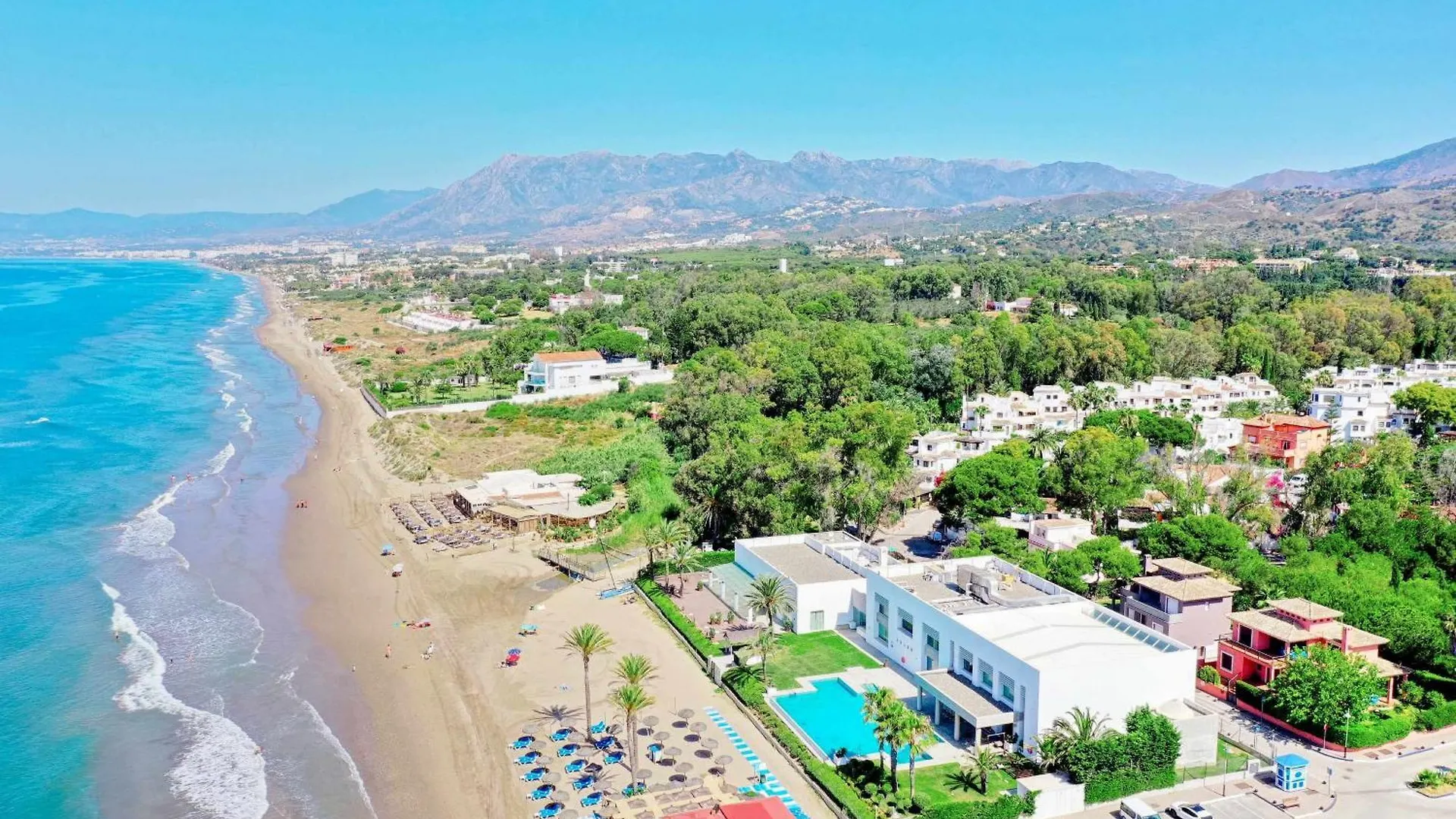 2033 Modern 3 Bed Large Terrace With Sun Loungers Apartment Marbella