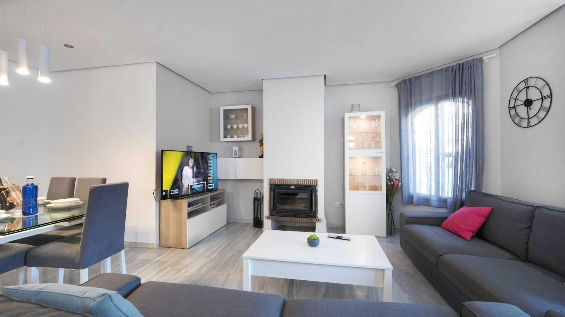 Apartmán 2033 Modern 3 Bed Large Terrace With Sun Loungers Marbella